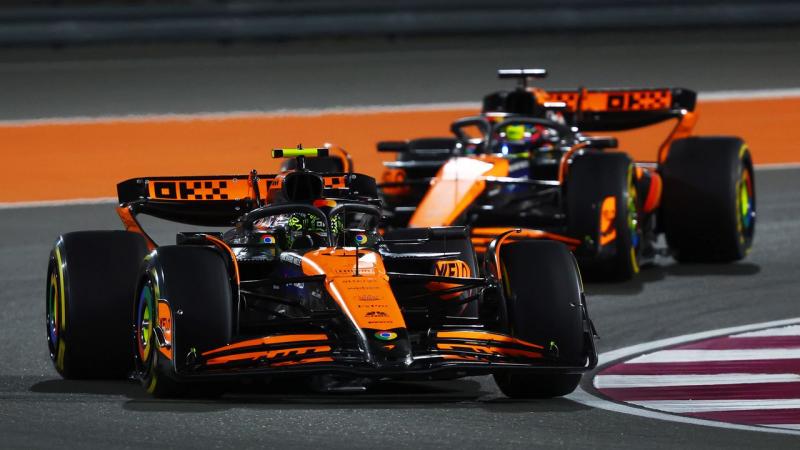 Lando Norris a célvonal előtt önzetlenül utat engedett csapattársának, ezzel pedig hatalmas lépést tett a McLaren a konstruktőri világbajnoki cím felé.