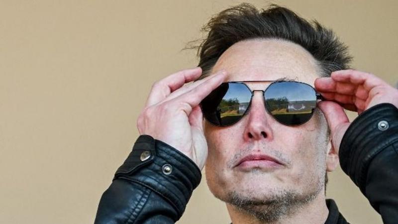 Elon Musk megérkezett Párizs szívébe, hogy részt vegyen a Notre-Dame lenyűgöző újjáépítési ünnepségén.