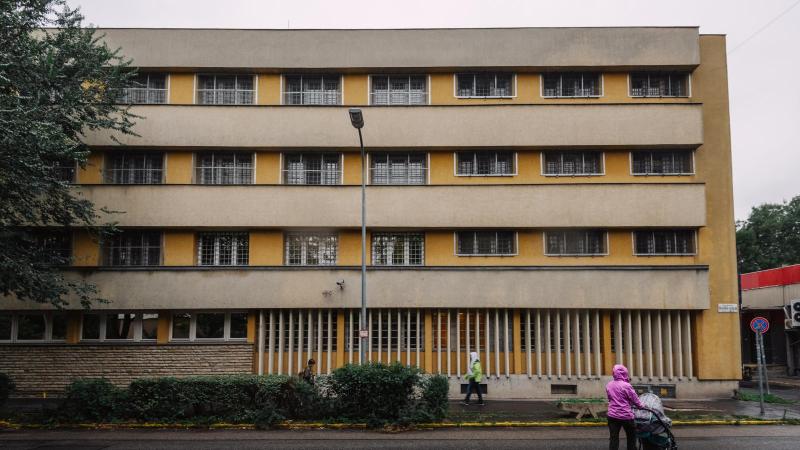 Egy korábbi javítóintézeti nevelő állítása szerint Juhász Péter Pál könnyen hozzáférhetett a Szőlő utcai gyerekek ügyészséghez benyújtott panaszaihoz.